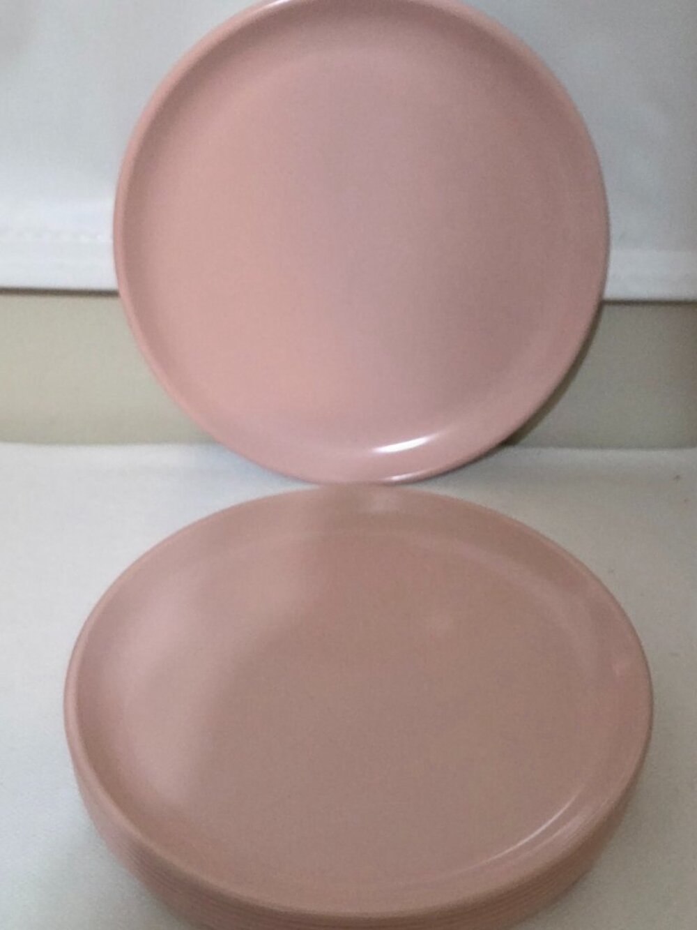 Lot Of 7 Vintage Rubbermaid 10" Melamine Dinner Plates Pink 3840